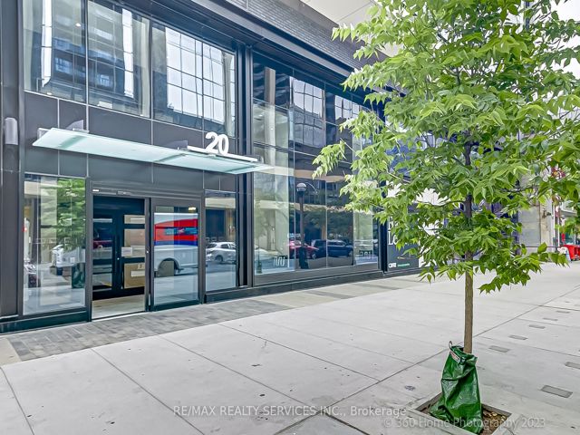1719 - 20 Edward St