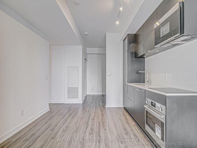 1719 - 20 Edward St