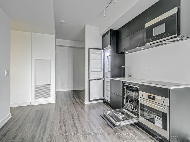 1719 - 20 Edward St