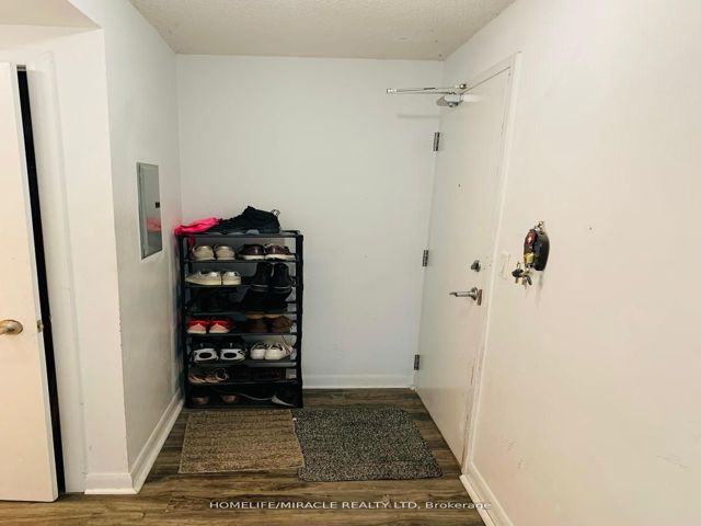1005 - 600 Fleet St