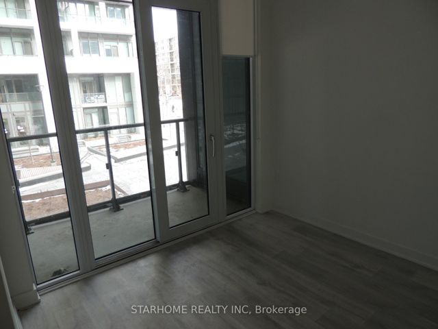TH114 SW - 121 Lower Sherbourne St