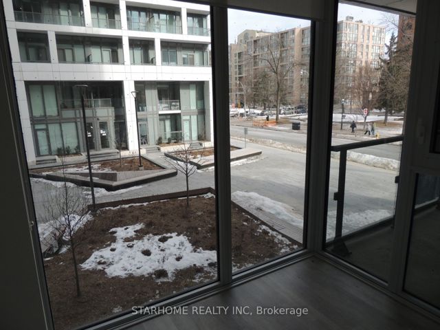 TH114 SW - 121 Lower Sherbourne St