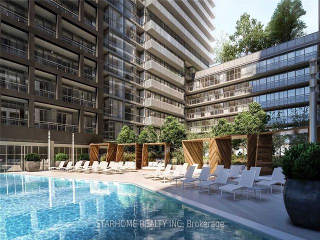 TH114 SW - 121 Lower Sherbourne St