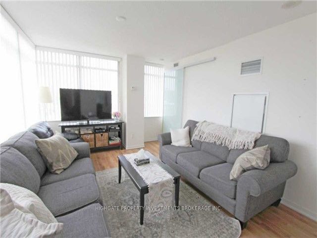 714 - 20 Joe Shuster Way