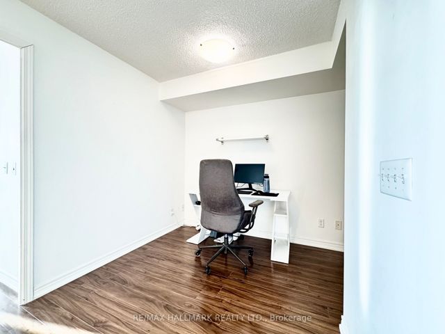 3812 - 30 Grand Trunk Cres