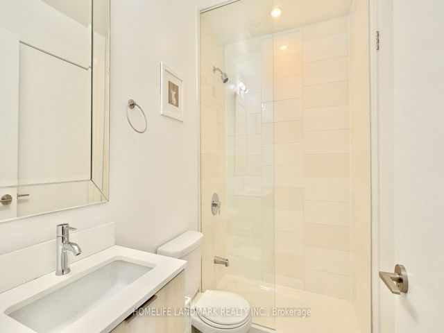904 - 50 Forest Manor Rd