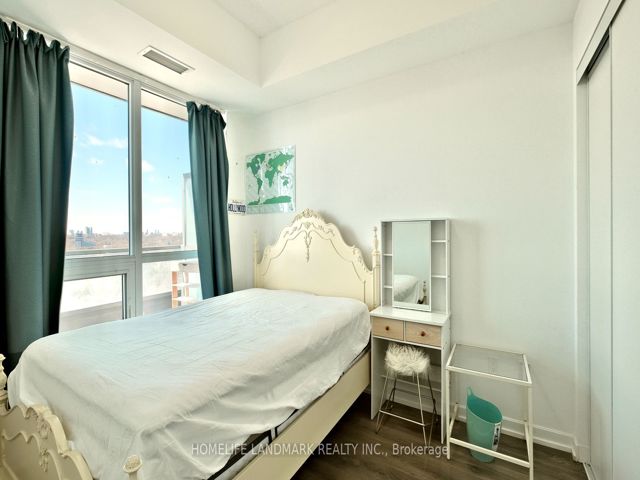 904 - 50 Forest Manor Rd