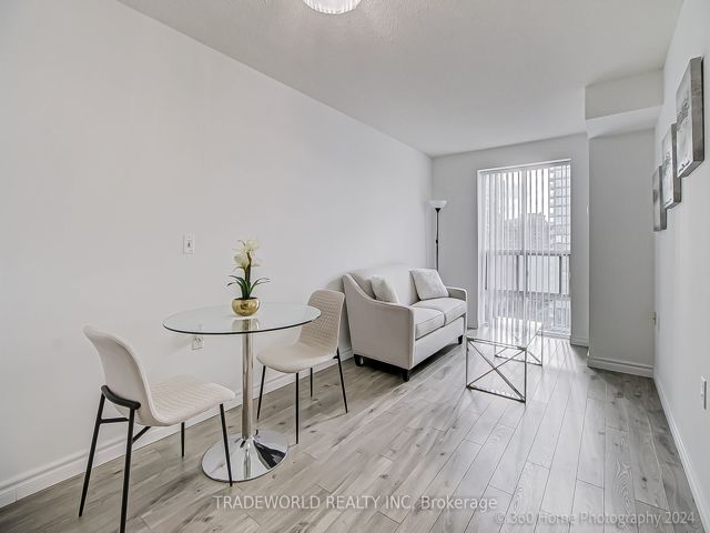1609 - 20 Olive Ave