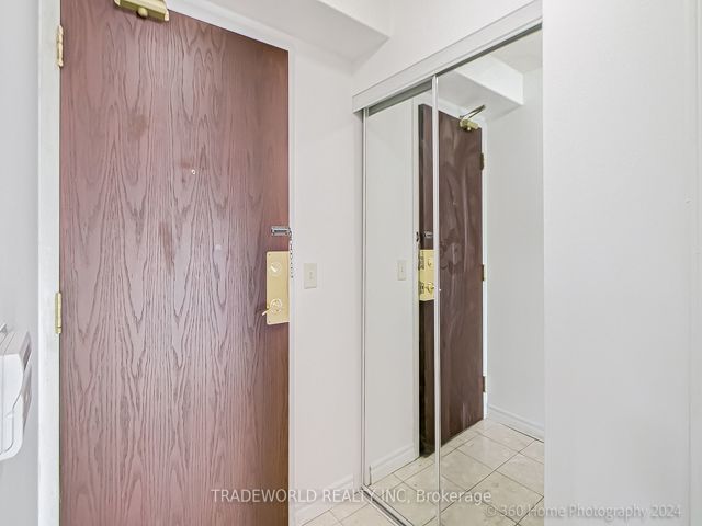 1609 - 20 Olive Ave