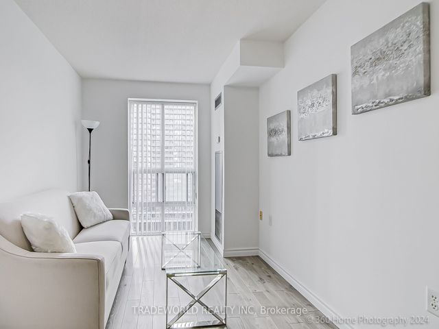 1609 - 20 Olive Ave