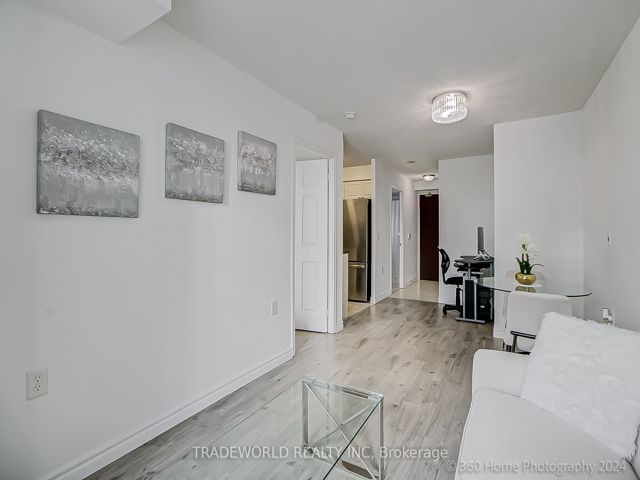 1609 - 20 Olive Ave