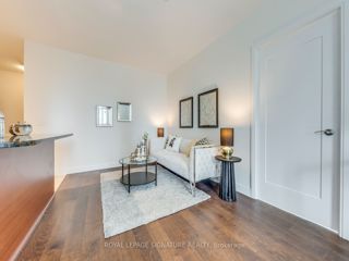 921 - 825 Church St