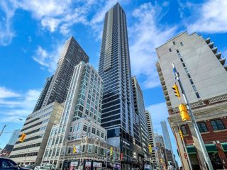 2302 - 395 Bloor St E