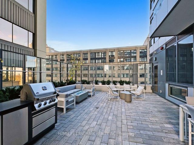 2302 - 395 Bloor St E