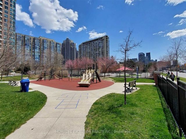 512 - 23 Lorraine Dr