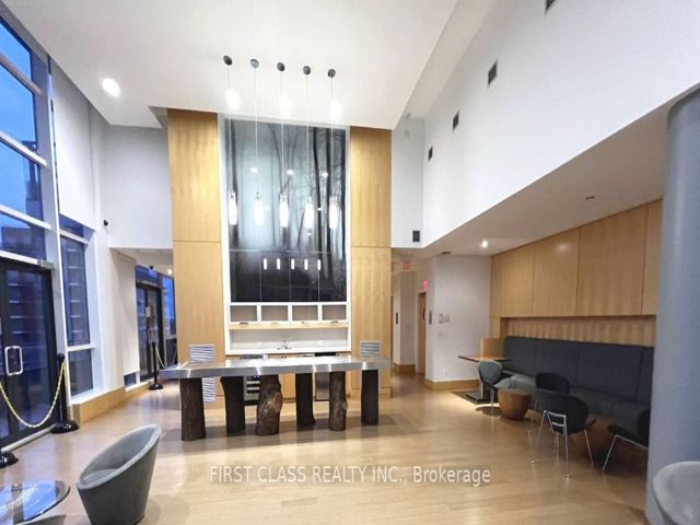 235 - 2885 Bayview Ave