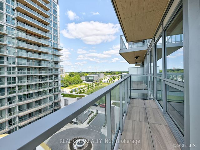 906 - 27 Mcmahon Dr