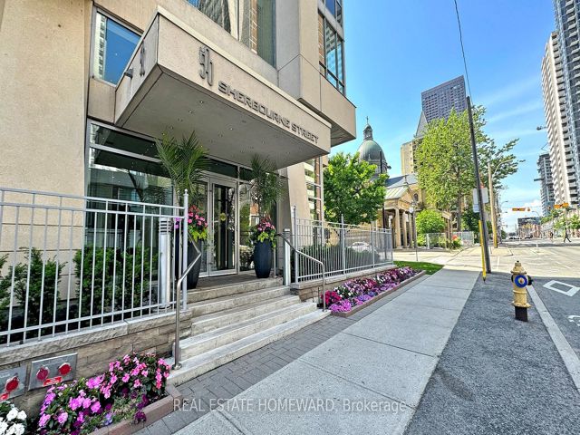 3006 - 500 Sherbourne St