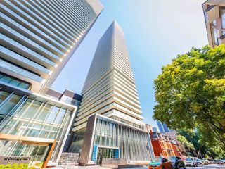 511 - 50 Charles St E