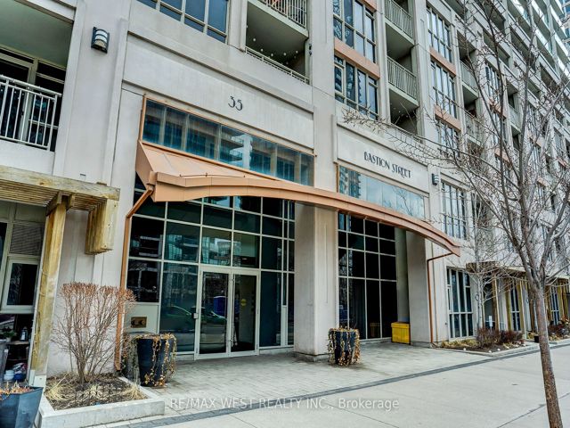 1013 - 35 Bastion St