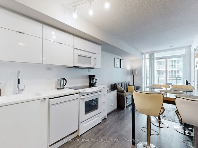 1703 - 21 Iceboat Terr St