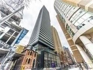 811 - 15 Grenville St