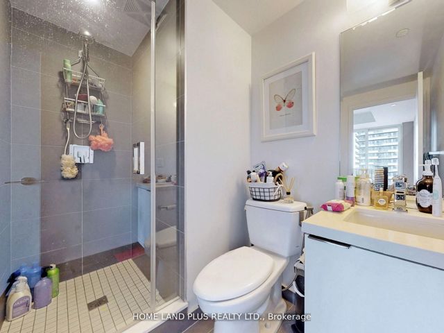 2312 - 8 Eglinton Ave E