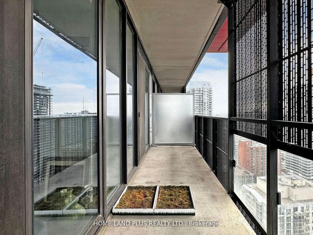 2312 - 8 Eglinton Ave E
