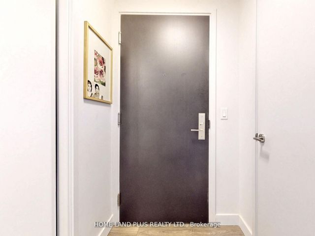 2312 - 8 Eglinton Ave E