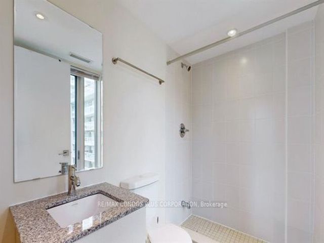 W402 - 565 Wilson Ave