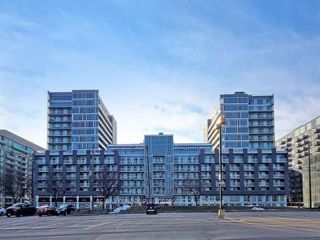 W402 - 565 Wilson Ave