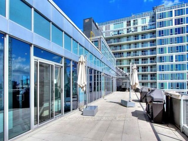 W402 - 565 Wilson Ave