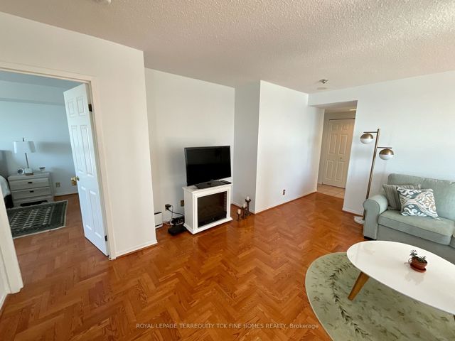 2808 - 77 Harbour Sq