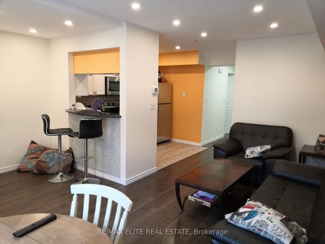 701 - 5 Everson Dr