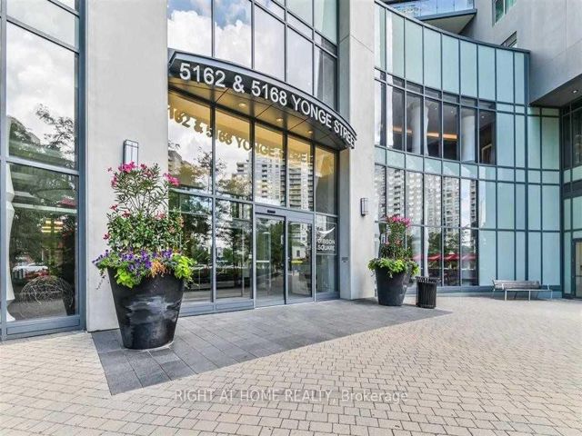 2615 - 5162 Yonge St