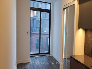 602 - 28 Eastern Ave
