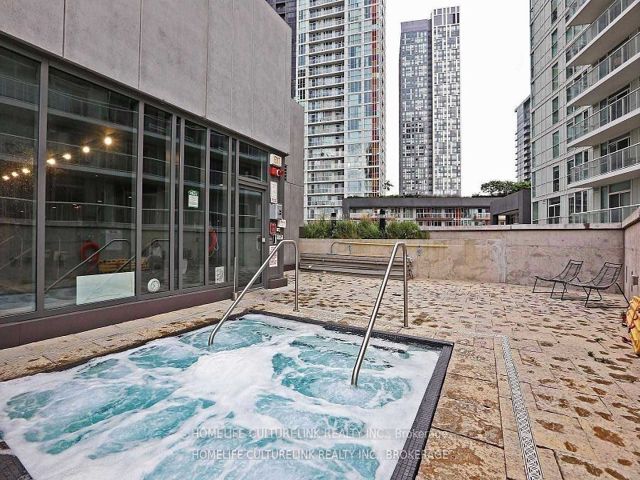 3309 - 70 Queens Wharf Rd