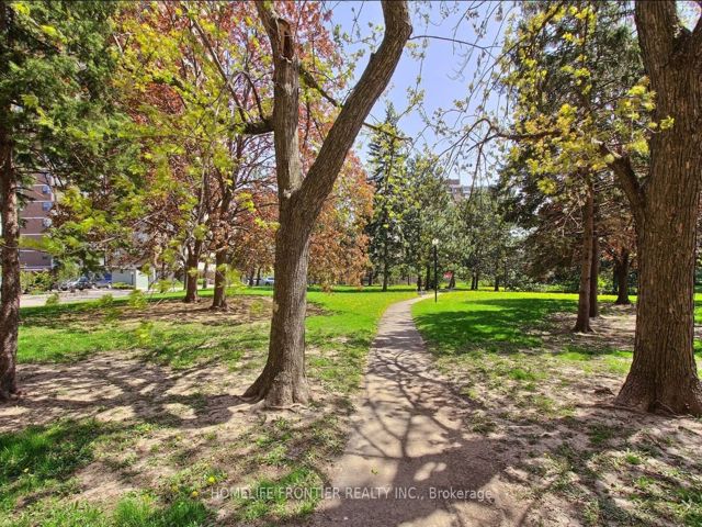 1210 - 205 Hilda Ave