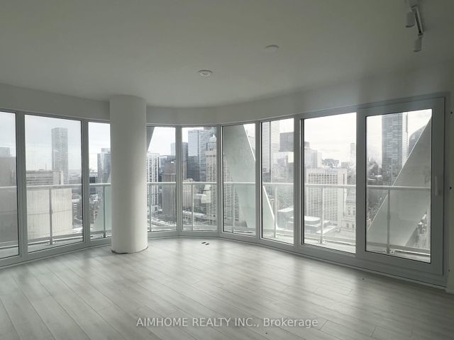 3214 - 230 Simcoe St