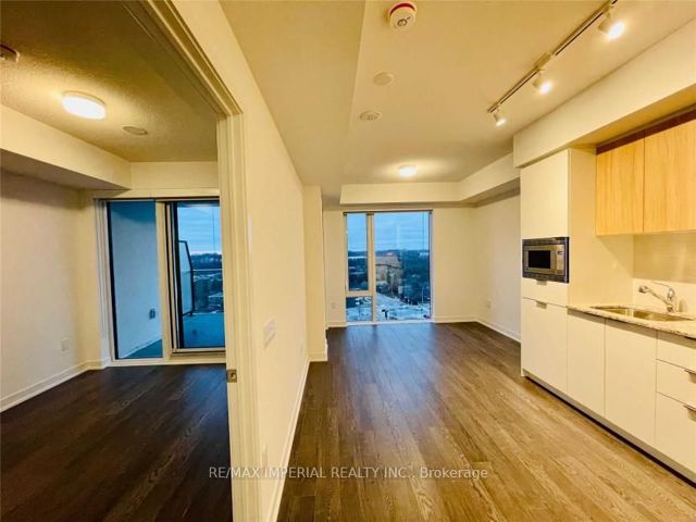 1015 - 20 O'neill Rd
