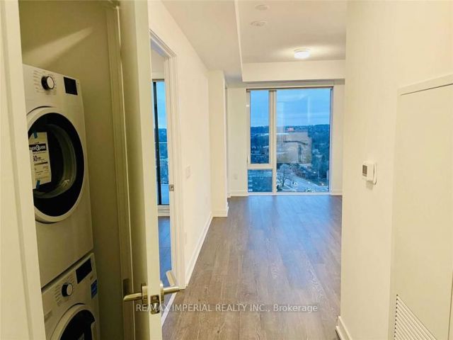 1015 - 20 O'neill Rd