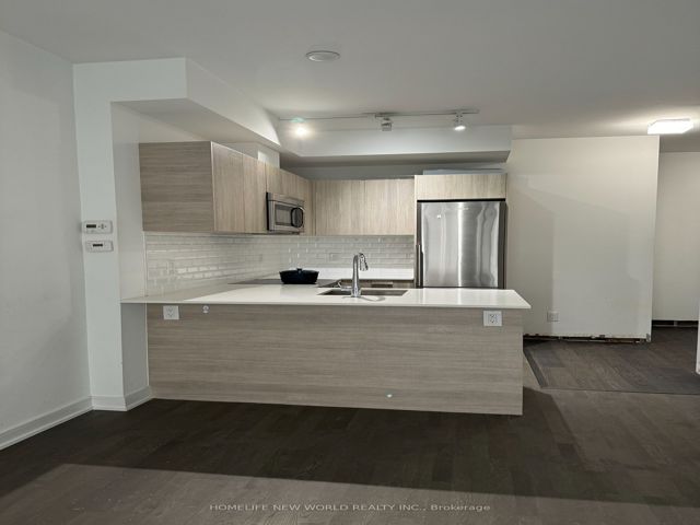 1010 - 57 St Joseph St