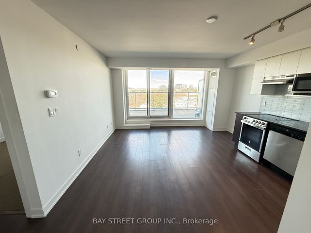 807 - 120 Varna Dr