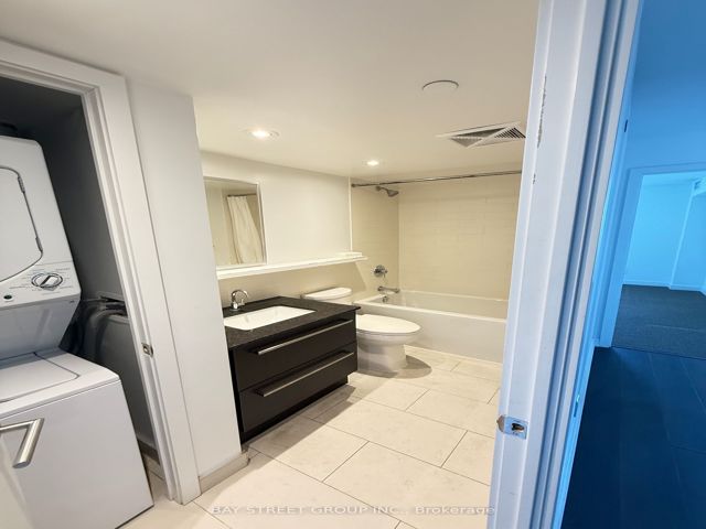807 - 120 Varna Dr