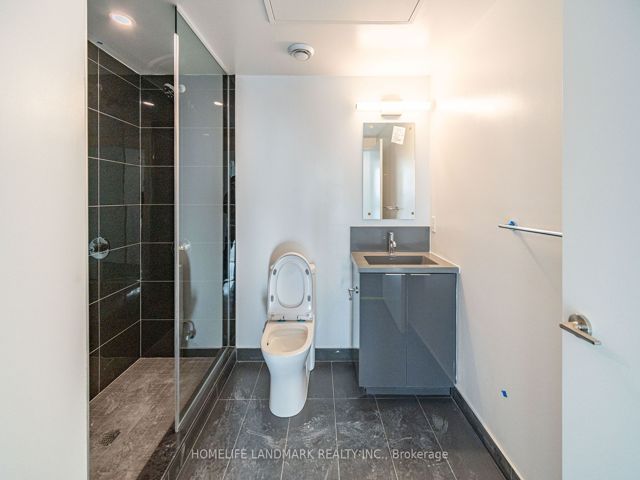 2018 - 230 Simcoe St