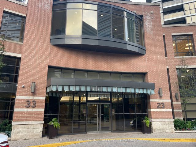 2004 - 23 Sheppard Ave E