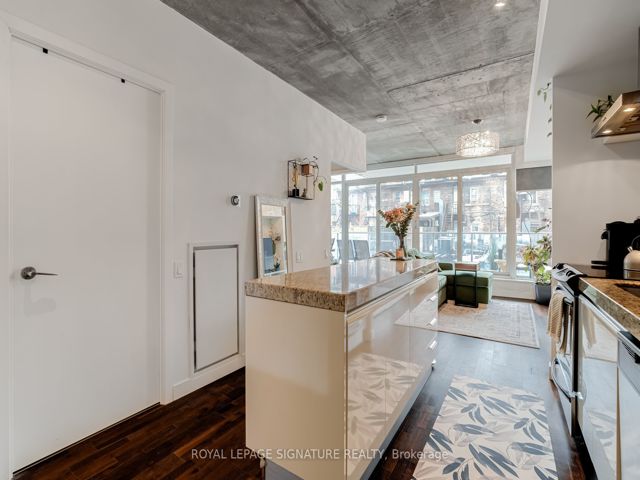 312 - 75 Portland St