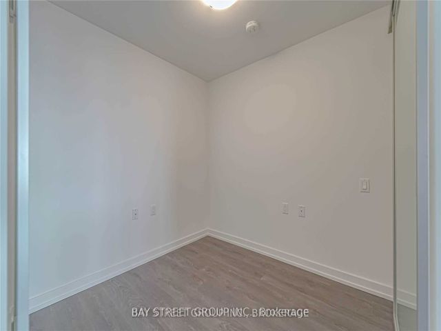 2101 - 203 College St