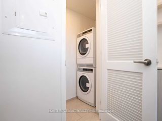 1307 - 16 Bonnycastle St E