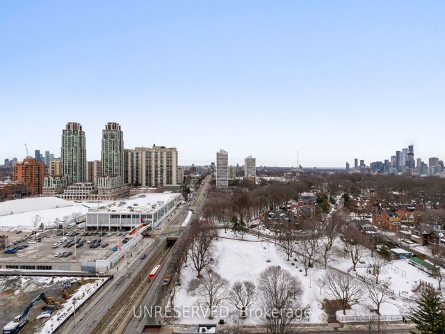 1304 - 501 St. Clair Ave W